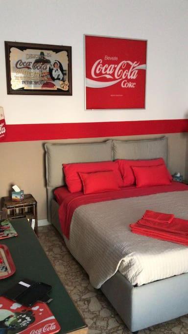 Coca Cola Studio Milaan Buitenkant foto